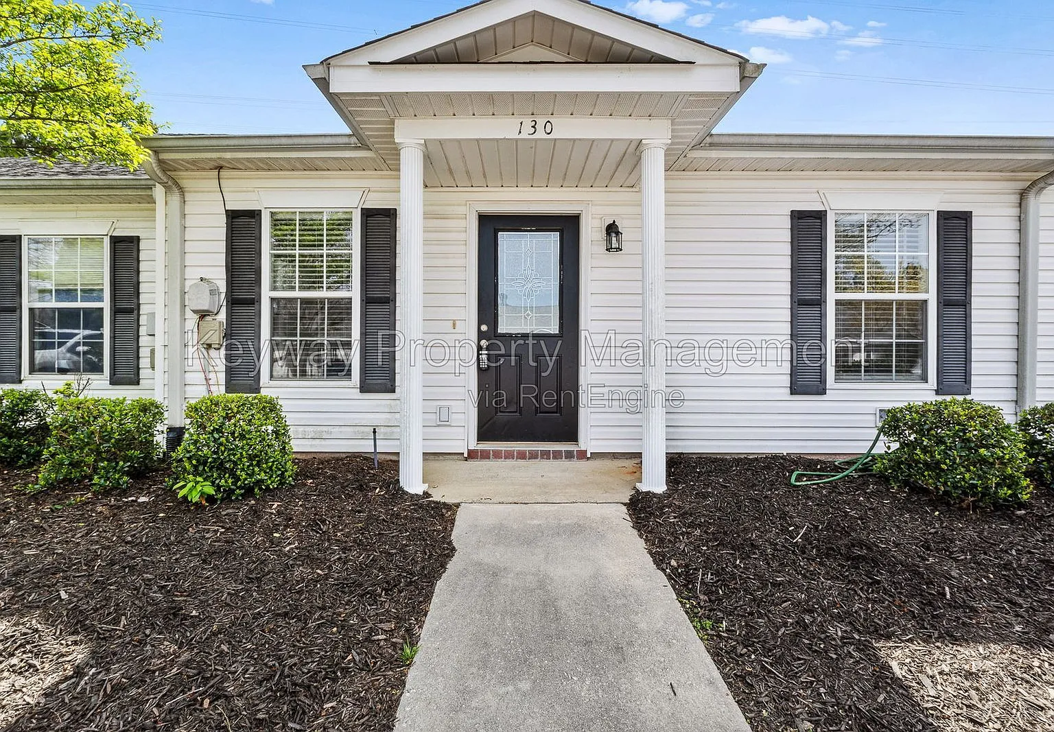2 bed, 2.0 bath, 1046 sqft, $1,250 — Photo 1