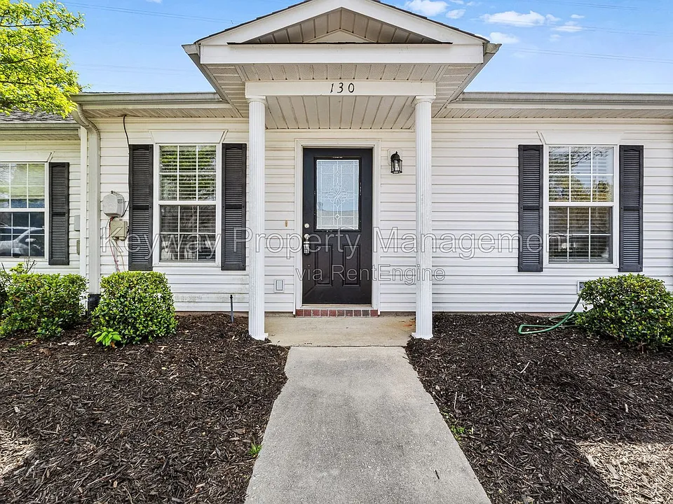 130 Bennington Ln