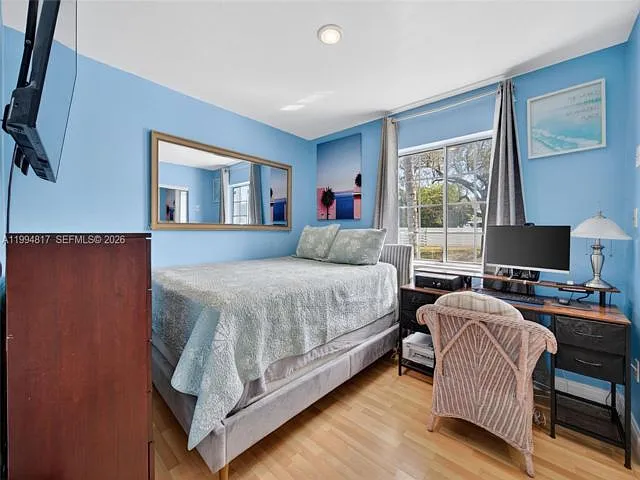 14610 SW 145th Pl — Photo 4