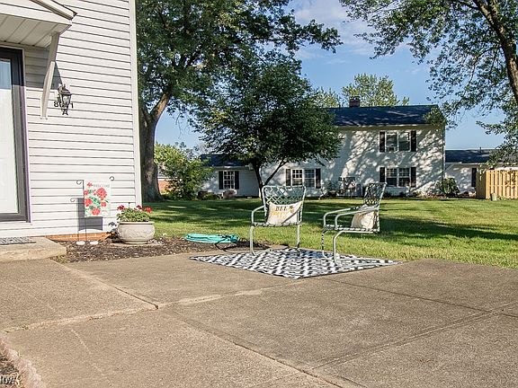 3rd image of 8011 Independence Dr APT A