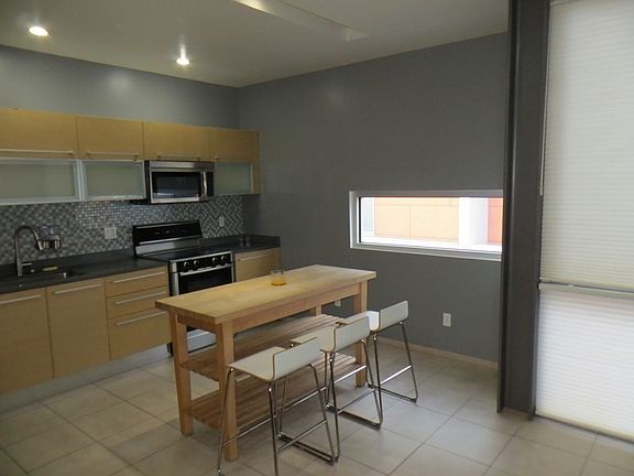 3rd image of 520 S Roosevelt St Unit 1004