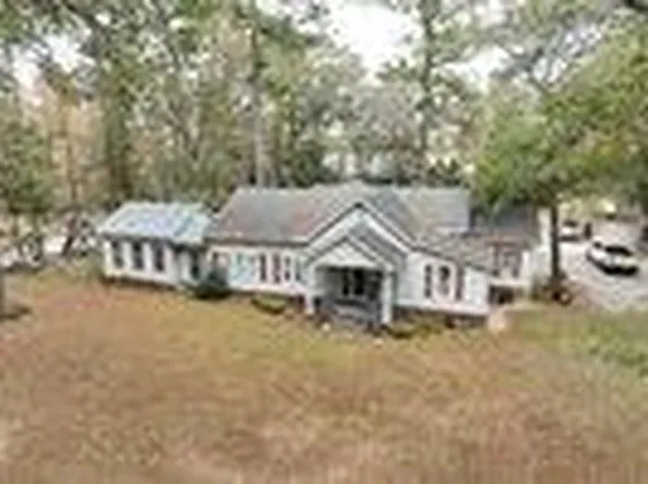 439 Flowers Dr, Blakely, GA 39823
