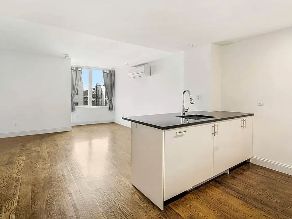 1st image of 954 Bergen St APT 5A