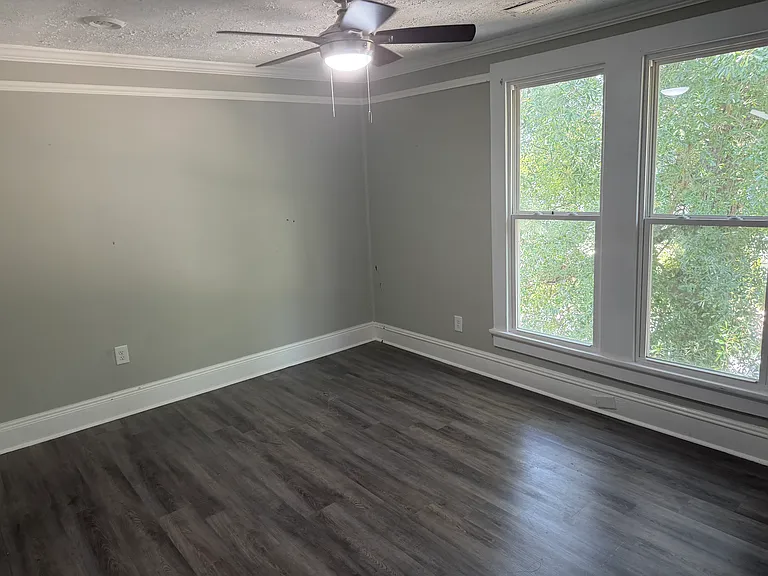 71 Valley St NW — Photo 7
