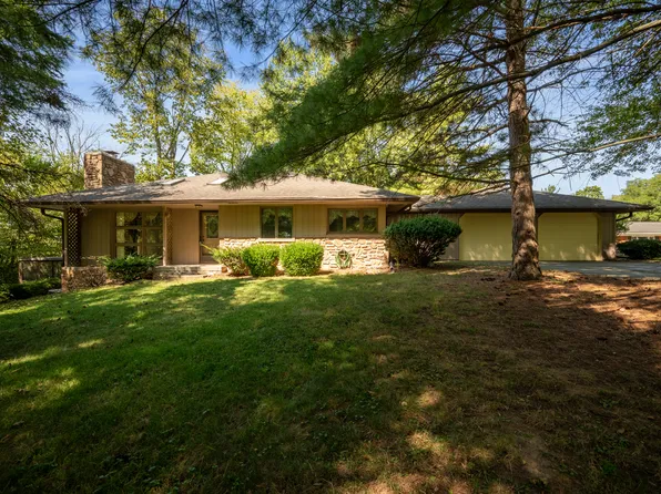 6446 W Heaton Dr, Knightstown, IN 46148