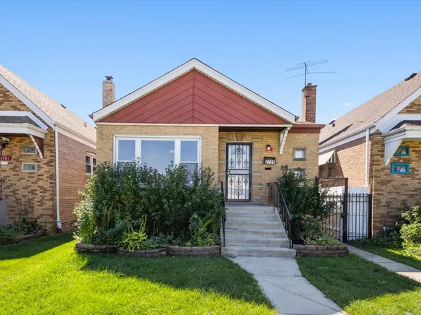 3705 W 71st St, Chicago, IL 60629