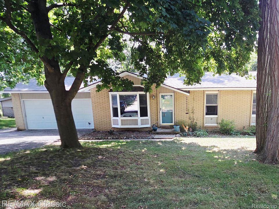 1st image of 4510 Meadow Way