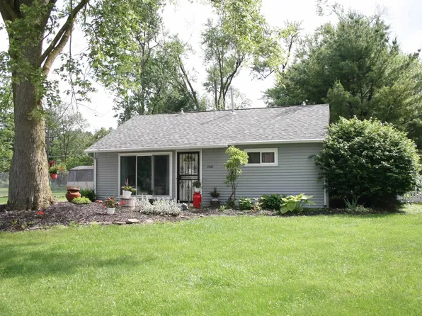 3429 S Cedar Crest Cir, Fort Wayne, IN 46809