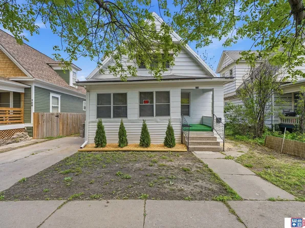 716 S 18th St, Lincoln, NE 68508