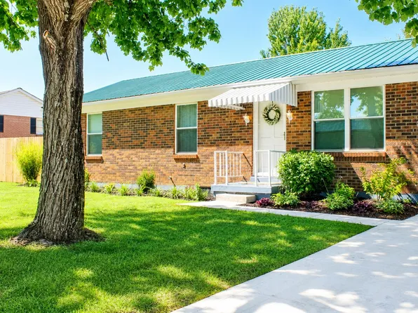1901 Lovers Ln, Paris, KY 40361