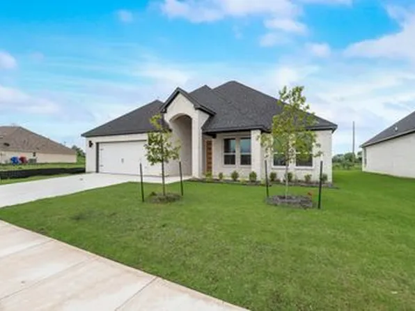 1008 Saint Matthew Cir, Royse City, TX 75189