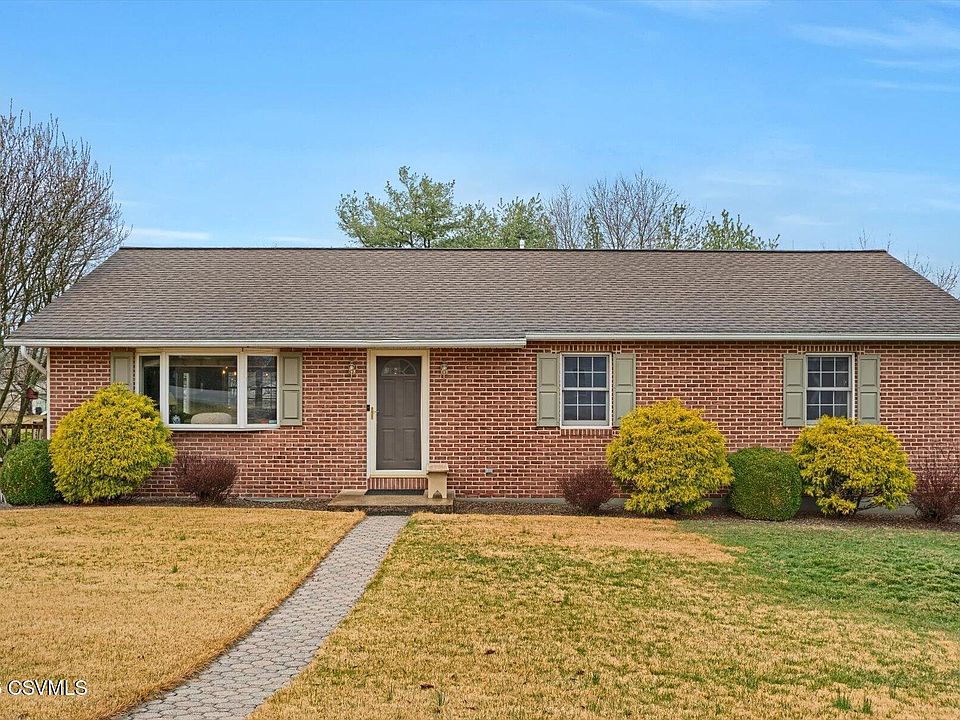 1st image of 2 Chrislynn Dr