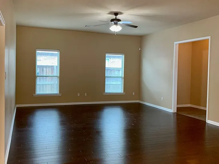 8624 Abertay Ave — Photo 3