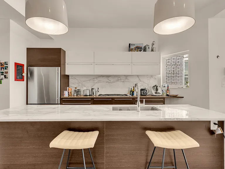 1207 Girard St NW #2 — Photo 3