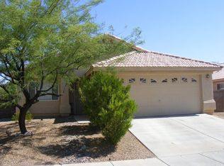 9550 E Magdalena Rd, Tucson, AZ 85748