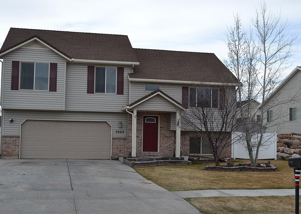 1st image of 3662 E Capstone Dr