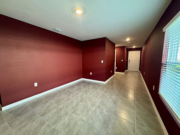 3rd image of 37123 Kings Crown Dr
