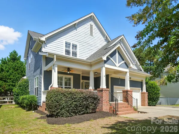342 Shoreline Pkwy, Tega Cay, SC 29708