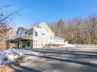 146 Lord Rd, Casco, ME 04015