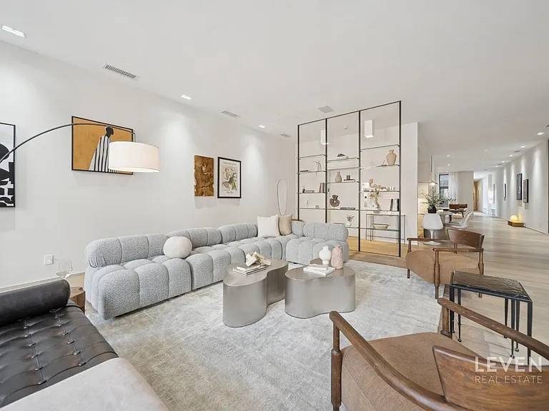 55 Warren St #4 — Photo 23