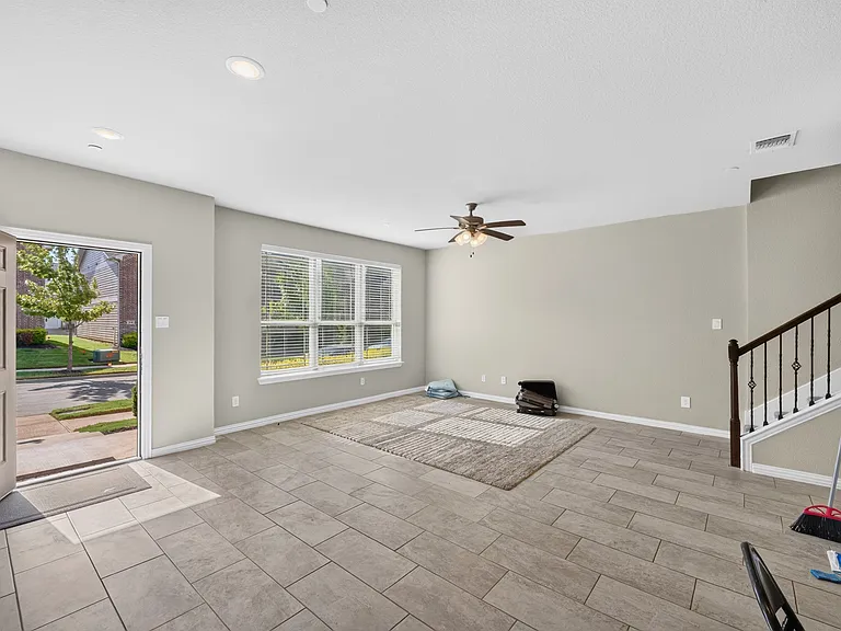3533 Cricket Dr — Photo 7