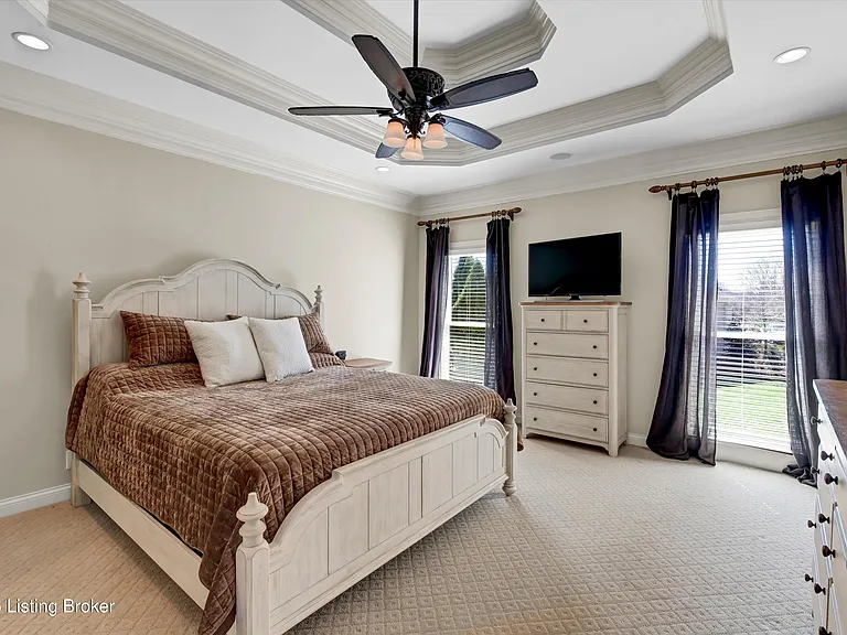 2603 Locust Hill Pl — Photo 23
