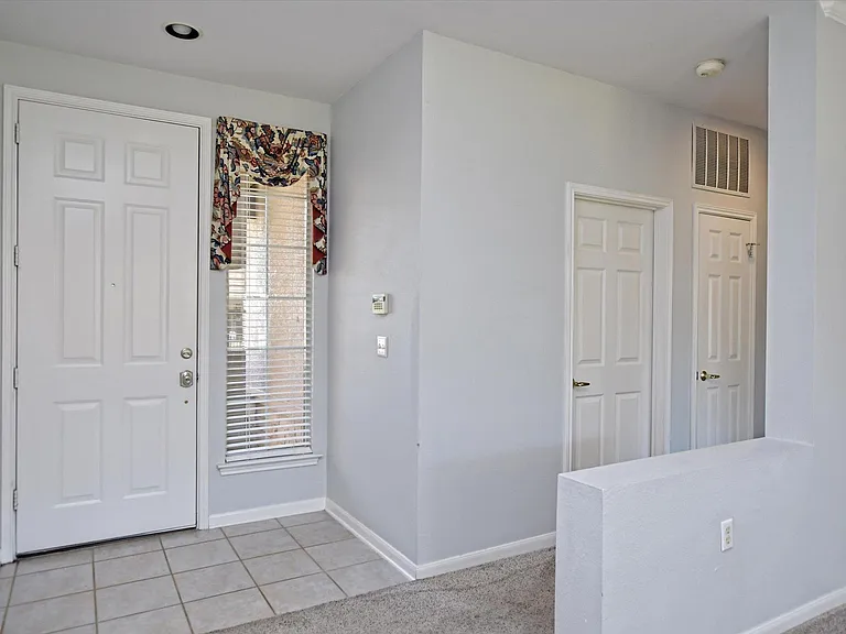 117 Beautybush Trl — Photo 8