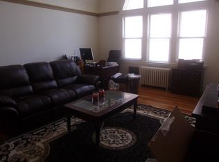 215-04 40th Ave, Bayside, NY 11361