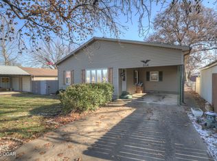 514 N Kansas Ave, Columbus, KS 66725