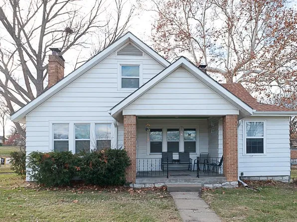 3138 S Overton Ave, Independence, MO 64052