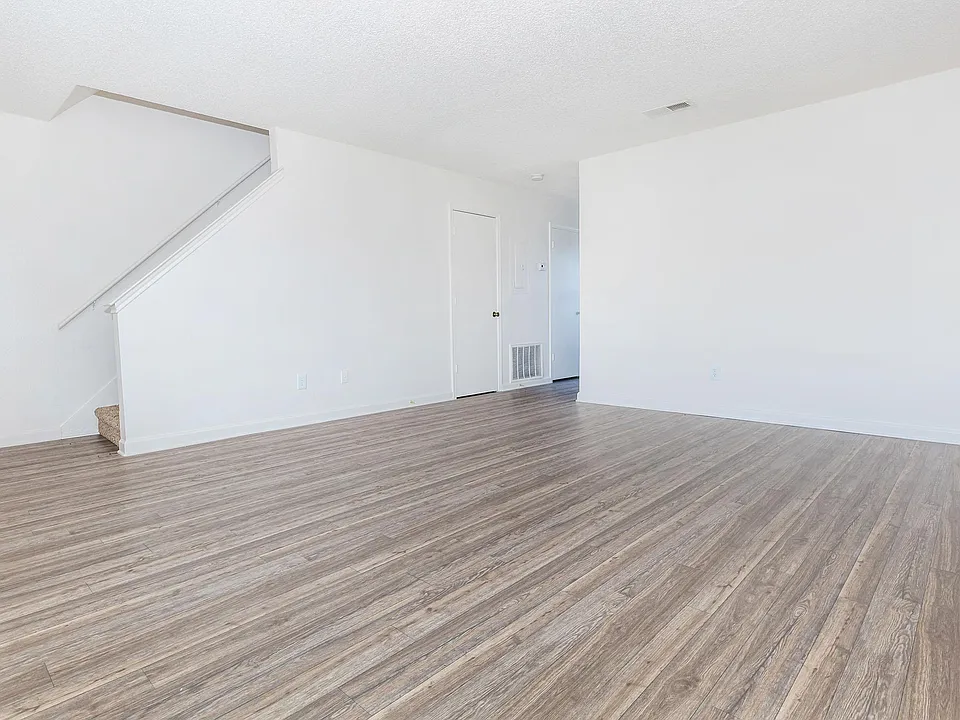 Greentree Pointe