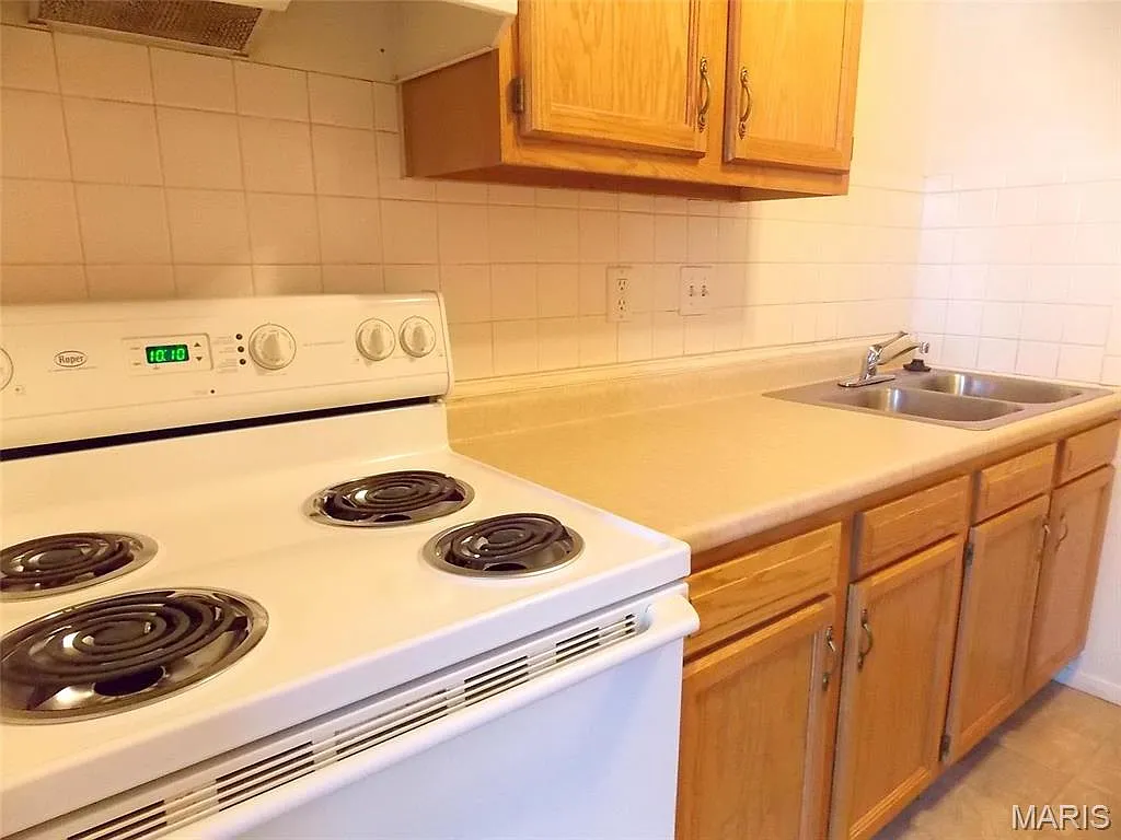 1 bed, 1.0 bath, 550 sqft, $700 — Photo 4