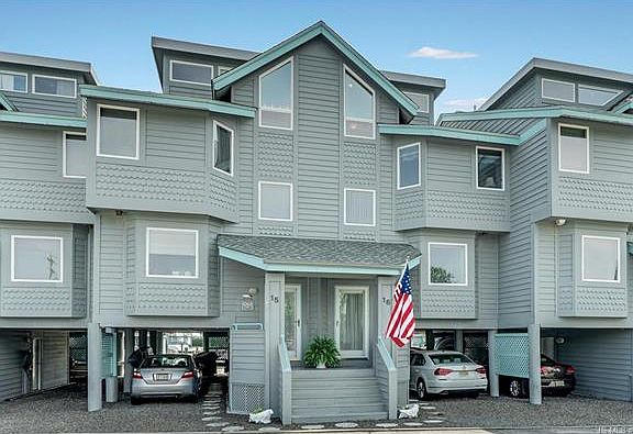 2nd image of 16 Grand Bay Hbr