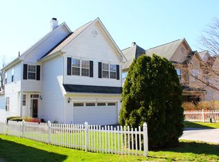 3 Carlton Ct, Peekskill, NY 10566