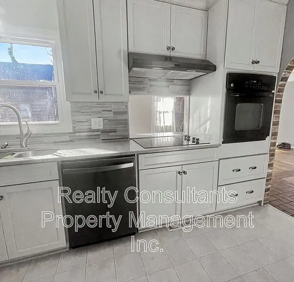 3222 S Elm Eugene St — Photo 29