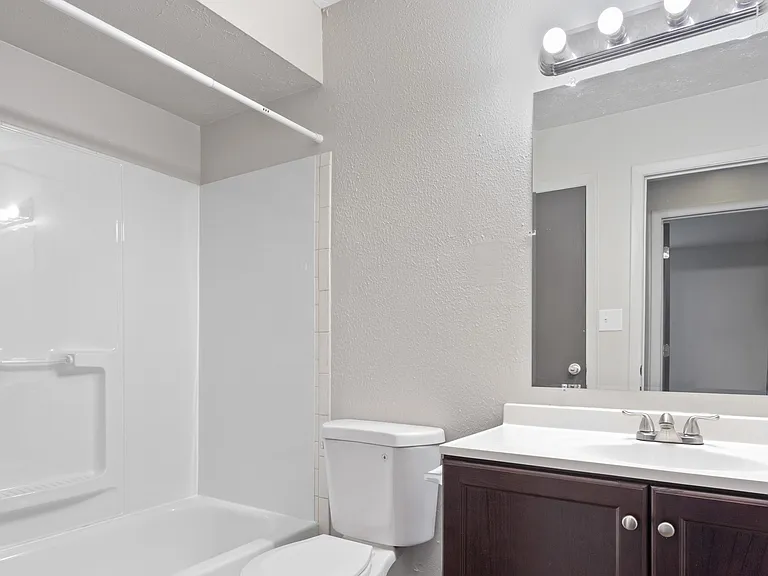 4653 Refugee Rd — Photo 29