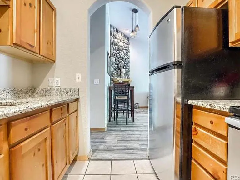 5077 Camel Heights Rd #F — Photo 6