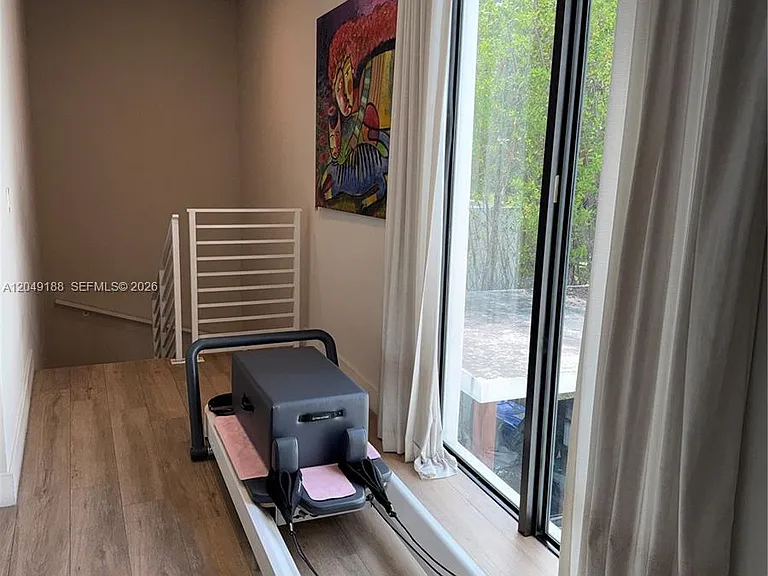 8631 Arboretum Ln — Photo 37