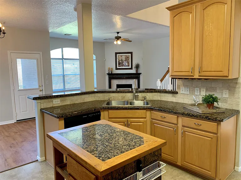 11218 Timbertree Ln — Photo 1