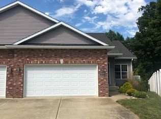 2606 Montega Dr, Springfield, IL 62704