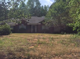 1082 Day Lake Dr, Midland, GA 31820