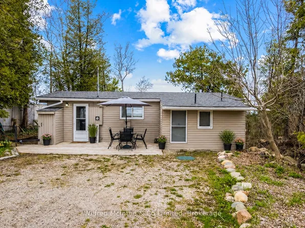 537 Bruce St #13, Saugeen Shores, ON N0H 2C1
