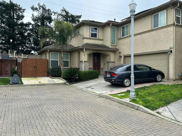 2511 Marano Ln, Lodi, CA 95240