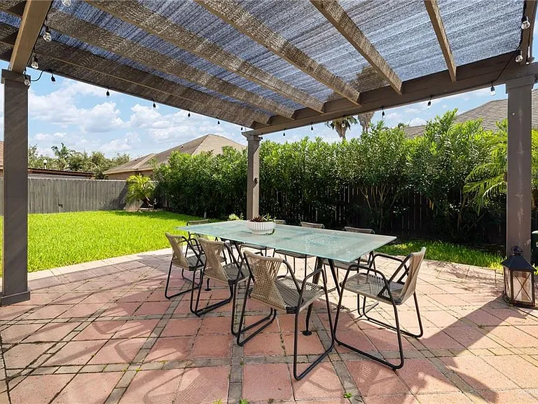 3301 Santa Olivia St — Photo 27