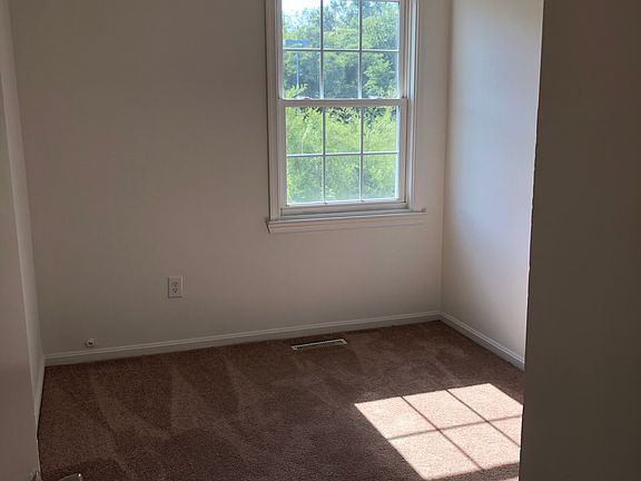 4th image of 22029 Valley Estates Dr