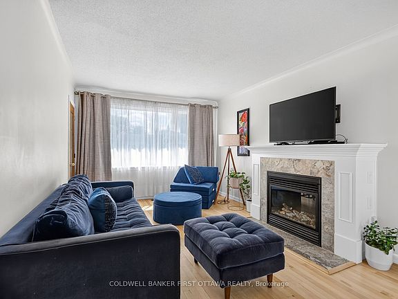 3rd image of 779 Halstead St