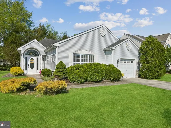 65 Pintail Dr, Glassboro, NJ 08028