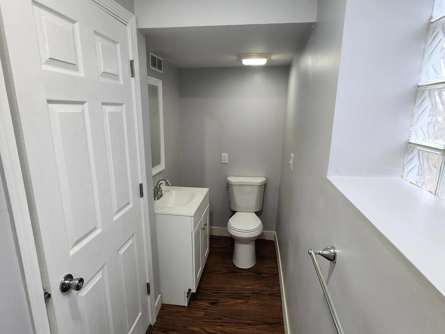 2 bed, 675 sqft, $1,398 — Photo 2