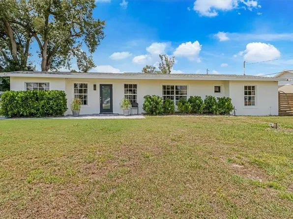 18601 Geranium RD, FORT MYERS, FL 33967