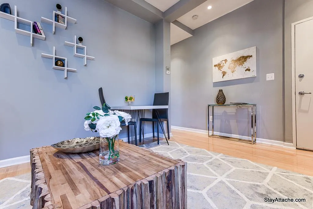 1 bed, 500 sqft, $3,420 — Photo 4